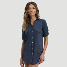Cargar imagen en el visor de la galería, Model Front: Uv Line Maxi Dresses Shirtdress Copenhagen Fem Navy Blue Upf50+