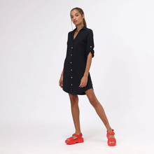 Cargar imagen en el visor de la galería, Image 02: Uv Line Shirtdress Shirtdress Copenhagen Fem Black Upf50+