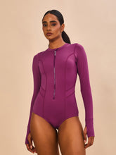 Cargar imagen en el visor de la galería, Model Front: Uv Line One-Piece Swimsuit Macae Magenta Upf50+
