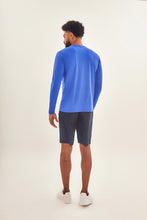 Cargar imagen en el visor de la galería, Model Back: Uv Line Rash Guard Longsleeve Uvpro Brasil Masc Cobalto Upf50+