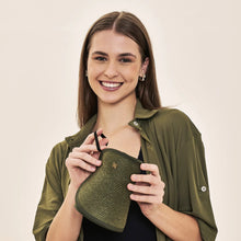 Cargar imagen en el visor de la galería, Image 05: Uv Line Visor Visor Siena Imp Fem Militar Green Upf50+