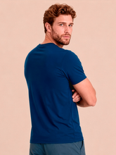 Cargar imagen en el visor de la galería, Model Back: Uv Line T-Shirt For Men T-Shirt Uvpro Masc Cobalt Upf50+