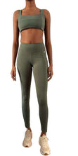 Cargar imagen en el visor de la galería, Product Front: Uv Line Fitness Bottom Legging Fit Aspen Green Cactus Upf50+