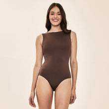 Cargar imagen en el visor de la galería, Image 05: Uv Line One-Piece Mirela Coqueiros Bege Upf50+