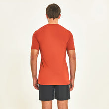 Cargar imagen en el visor de la galería, Model Back: Uv Line Fitness Top T-Shirt Sport Fit Ferrugem Upf50+