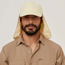 Cargar imagen en el visor de la galería, Model Front: Uv Line Flap Hat Neck Cap Africa 2021 Masc Sand Upf50+
