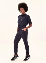 Cargar imagen en el visor de la galería, Image 02: Uv Line Beach Trousers Pants Fem Basic Black Upf50+

