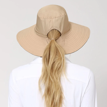 Cargar imagen en el visor de la galería, Model Back: Uv Line Floppy Hat San Diego Kaki/Preto
