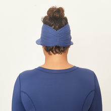 Cargar imagen en el visor de la galería, Model Back: Uv Line Visor Visor Granada Eva Marinho Fosco Upf50+
