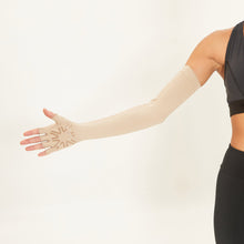 Cargar imagen en el visor de la galería, Image 05: Uv Line Glove Extra Long Gloves Uni Chocolate Upf50+
