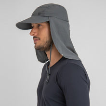 Cargar imagen en el visor de la galería, Image 02: Uv Line Flap Hat Cap Leg Atacama 2021 Masc Grey Upf50+
