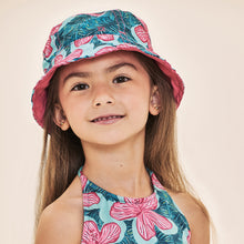 Cargar imagen en el visor de la galería, Model Front: Uv Line Bucket Hat Napoli Kids Hibiscus Upf50+

