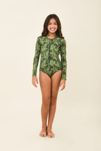 Cargar imagen en el visor de la galería, Model Front: Uv Line Girl's One-Piece Girl Macae Folhagem Verde Upf50+
