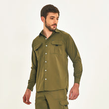 Cargar imagen en el visor de la galería, Image 02: Uv Line Fitness Top Tenerife Verde Militar Upf50+
