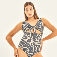 Cargar imagen en el visor de la galería, Image 11: Uv Line One-Piece Mirela Costela Aco Upf50+
