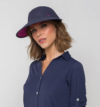 Cargar imagen en el visor de la galería, Model Front: Uv Line Caps Visor Capri Colors Nac Fem Navy Blue Rose Upf50+
