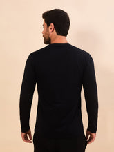 Cargar imagen en el visor de la galería, Model Back: Uv Line Rash Guard Longsleeve Skin Infratherm Masc Preto Upf50+
