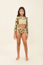Cargar imagen en el visor de la galería, Model Front: Uv Line Girl's One-Piece Girl Bikini Hot Pant Jaguar Upf50+
