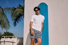 Cargar imagen en el visor de la galería, Image 05: Uv Line Short For Men / Bermuda Shorts Acqua Boxer Tie Dye Blue Upf50+
