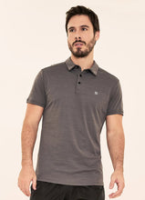 Cargar imagen en el visor de la galería, Model Front: Uv Line T-Shirt For Men T-Shirt Masc Polo Lead Upf50+
