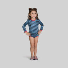 Cargar imagen en el visor de la galería, Model Front: Uv Line Baby Swimwear Macaquinho Baby Listras Upf50+
