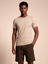 Cargar imagen en el visor de la galería, Gallery: Uv Line T-Shirt For Men T-Shirt New Fit Masc Sand Upf50+

