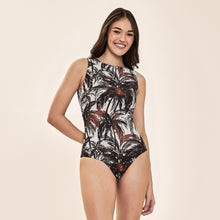 Cargar imagen en el visor de la galería, Image 04: Uv Line One-Piece Mirela Coqueiros Bege Upf50+
