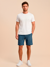 Cargar imagen en el visor de la galería, Model Front: Uv Line Short For Men / Bermuda Shorts New Fit Masc Steel Upf50+

