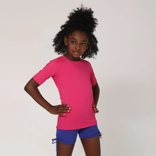 Cargar imagen en el visor de la galería, Image 03: Uv Line Rash Guard Camiseta Kids Uvpro Mc Pink Upf50+
