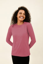 Cargar imagen en el visor de la galería, Gallery: Uv Line Rash Guard Camiseta Uvpro Br Ml Malva Upf50+
