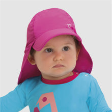 Cargar imagen en el visor de la galería, Model Front: Uv Line Flap Hat Cap Leg Basic Kids Imp Inf Rosa Shock

