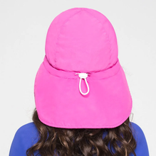 Cargar imagen en el visor de la galería, Model Back: Uv Line Flap Hat Cap Leg Basic Kids Imp Inf Rosa Shock
