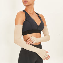 Cargar imagen en el visor de la galería, Image 02: Uv Line Glove Extra Long Glove Chocolate Upf50+
