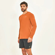 Cargar imagen en el visor de la galería, Image 02: Uv Line T-Shirt For Men Longsleeve Sport Fit Caramelo

