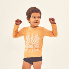 Cargar imagen en el visor de la galería, Model Front: Uv Line Baby Swimwear Rash Guard Baby Solar Upf50+
