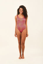 Cargar imagen en el visor de la galería, Model Front: Uv Line One-Piece Swimsuit Shine Malva
