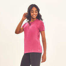 Cargar imagen en el visor de la galería, Image 02: Uv Line Fitness Top T-Shirt Sport Fit Fuchsia Upf50+
