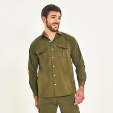 Cargar imagen en el visor de la galería, Model Front: Uv Line Fitness Top Tenerife Verde Militar Upf50+
